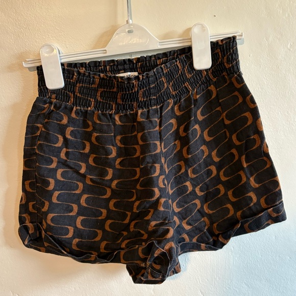 🤎🖤Reformation Nashville Linen Short - Linguini Pattern🤎🖤 - Picture 3 of 4